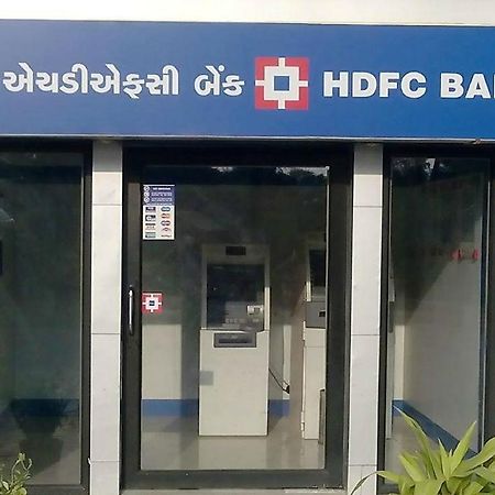 Hotel Nyay Mandir Bharuch Eksteriør bilde