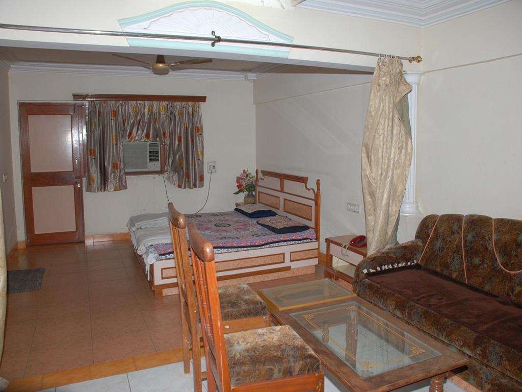 Hotel Nyay Mandir Bharuch Rom bilde